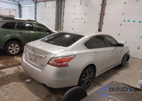 2014 Nissan Altima 2.5 S z USA, uszkodzony, nr VIN 1N4AL3AP6EN230960